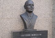 Mt Rushmore Sculptor